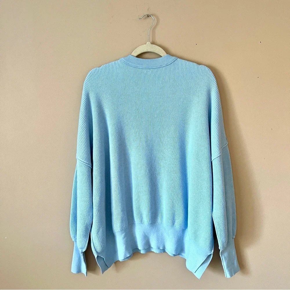 Baby Blue Oversized knit Sweater Sz M - Picture 5 of 7